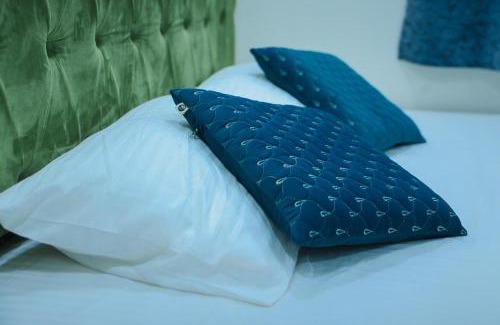 Ullal House | Maneva Comforts