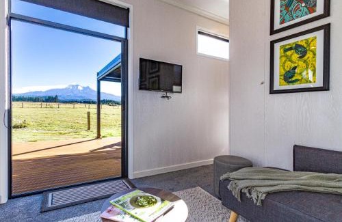 Rangataua House | Mangateitei Views - Rangataua Tiny Home