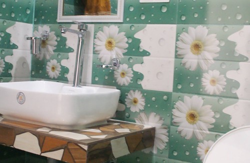 Dalhousie Cabin | Manimahesh Home Stay