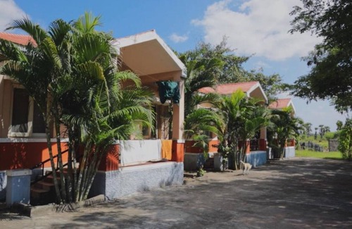 Madurantakam Cottage | Mannmuqi Village - Studio type Room type, 2 members sharing , Bed and Breakfast