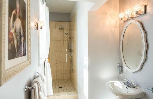 Becancour Hotel | Manoir Becancourt Hotel