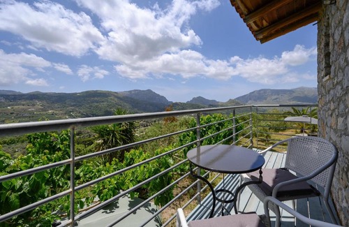 Lampini Villa | Manousaki