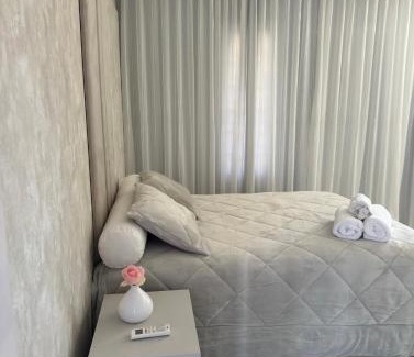 Paranoa House | Mansão Primavera com 03 quartos e piscina aquecida