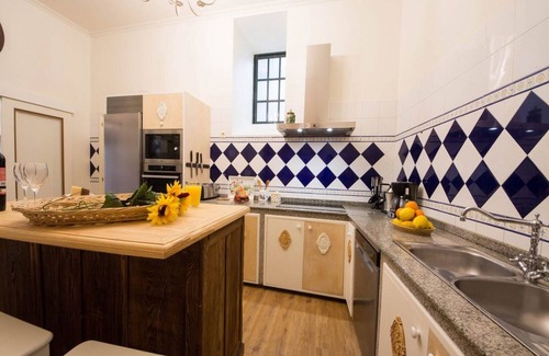 Cerdedo Villa | Mansion in Cerdedo with Private Pool and Garden