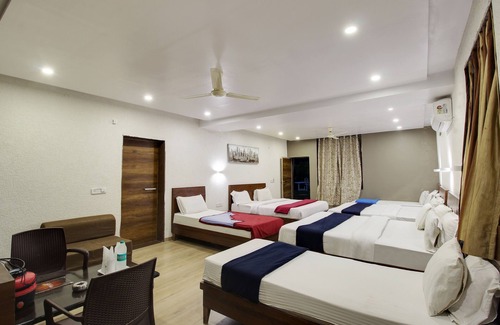 Achal Gadh Hotel | Manwar Garden Resort Mount Abu