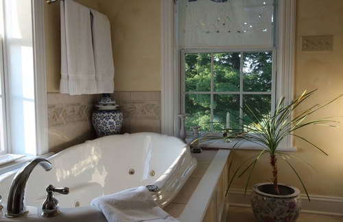 Stillwater Bed & Breakfast | Maple Shade Bed & Breakfast