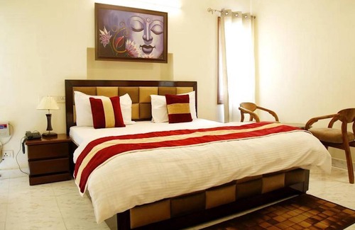 South Extension House | Maplewood Guest House, Neeti Bagh, New Delhiit is a Boutiqu Guest House - Room 3
