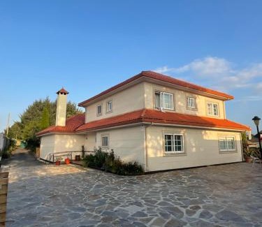 A Brea House | Mar De Frisia