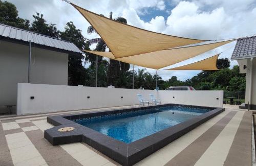 Interior Divison Villa | Mar'wanis Villa Homestay Beaufort Sabah