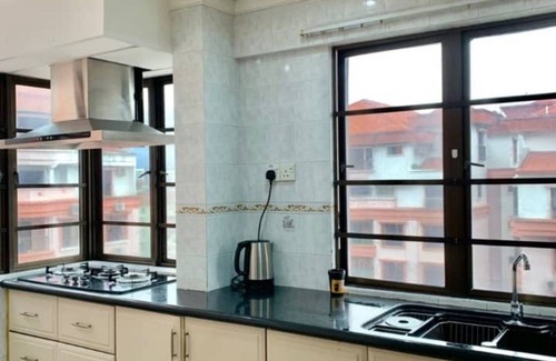 Downtown Kota Kinabalu Apartment | Marina B1 Penthouse