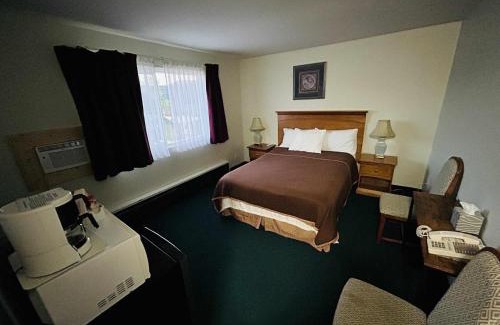 Port Alberni Hotel | Marina Hotel