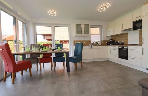 Steinbild House | Marinapark 147 Modern retreat