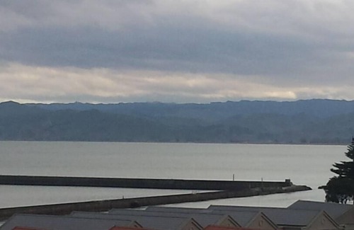 Gisborne Apartment | Marinaview apartments unit 401