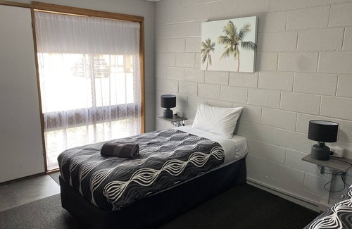 Portland Hotel | Mariner Motel