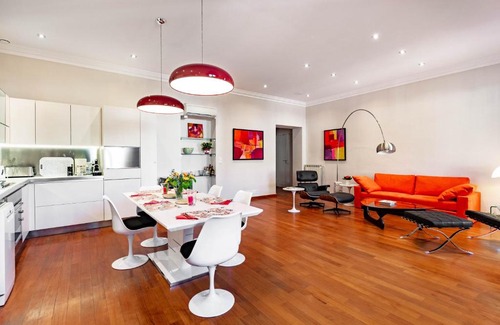 Beaulieu-sur-Mer Apartment | Market Square 2 bedrooms 2 baths AC private garage