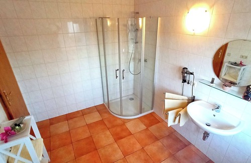 Oberhavel Bed & Breakfast | Marleen's Bar