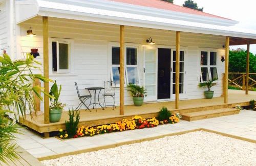 Rawene House | Marriners Luxury Guesthouse