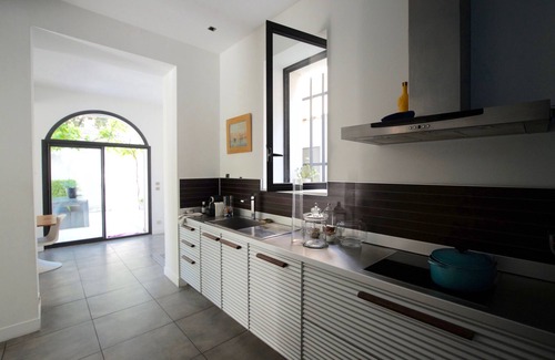 Saint-Barnabe House | MARSEILLE HOUSE 8 PEOPLE
