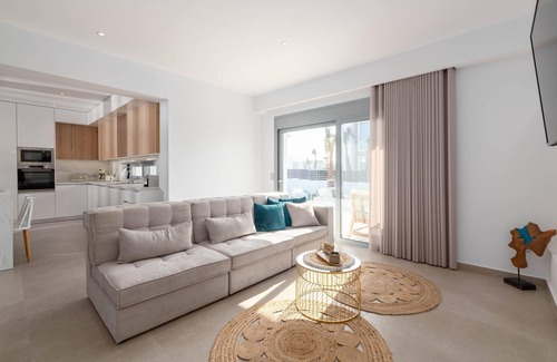 Petaloudes Villa | Martini Villas - Sofia Villa