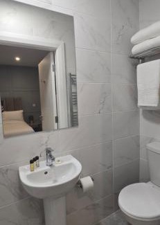 Mullingar House | Martins Lane Guesthouse