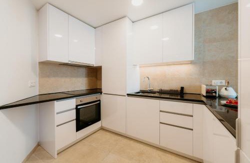 Santo Condestavel Apartment | Mary Pink - NO 3C - Sublime Two-Bedroom Apartment