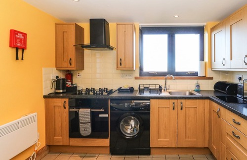 Ardnamurchan Peninsula Cottage | MARYS HOUSE, pet friendly, country holiday cottage in Kilchoan