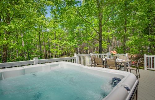 Massanutten House | Massanutten Home Rental with Sauna and Game Room!