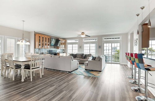 East Ocean View House | Massive 5BR Escape Ideal for Groups of 10!