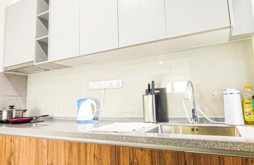 Taman Pertama Apartment | Massive KL View at M-Vertica by HCK