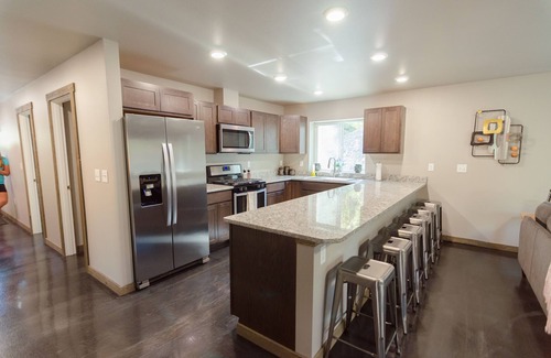 Gateway House | Matanuska Villa #1, Glacier Suites - Matanuska Villa #1