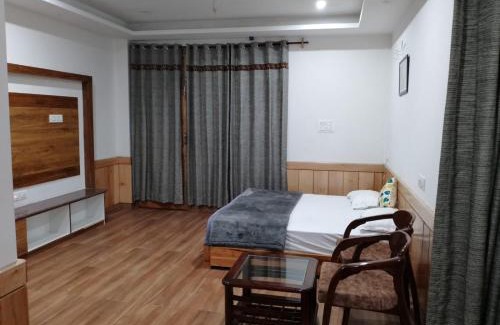 Bhuntar House | Mathan View Homestay - 3min Drive to Kullu-Manali Airport