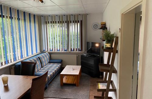 Quetzin House | Maximilian