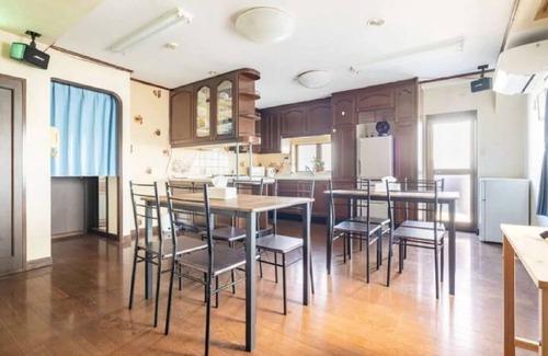 Adachi Apartment | Maximum capacity: 5 people, Sakura Room