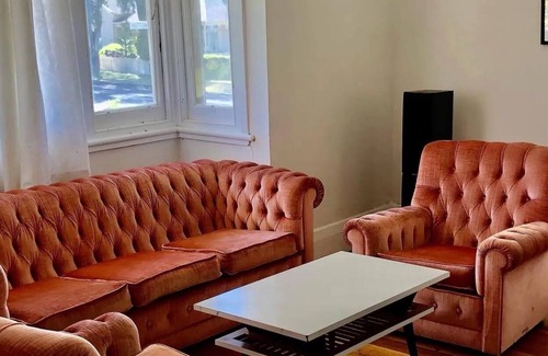 Casterton House | Maxwell Cottage - Casterton, VIC