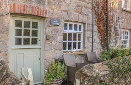 Pentewan House | May Cottage