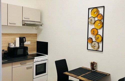 Neukoelln Apartment | Maybachufer Living: Zentrales 2-zimmer-apartment im Herzen von Berlin