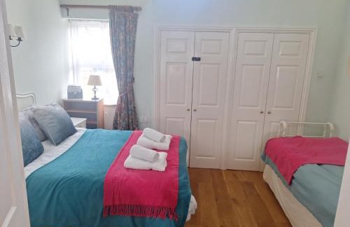 Cosheston House | Mayeston Barn Holiday Home