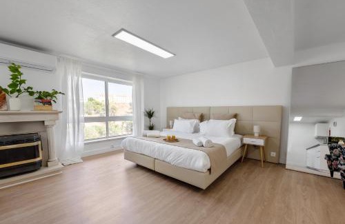 Estoril Apartment | MBird 19 Estoril Apartments 203