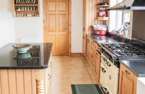 Carrowmore Cottage | Mcguire's Cottage