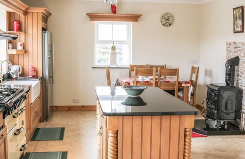 Carrowmore Cottage | Mcguire's Cottage