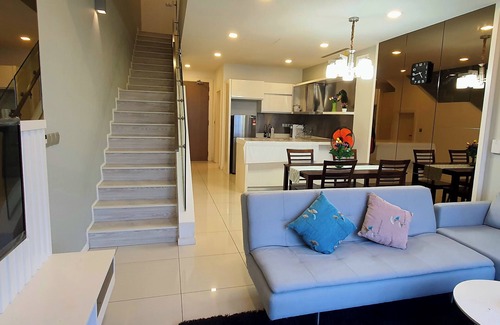 Kuala Lumpur Apartment | MCity Infinity pool KLCC