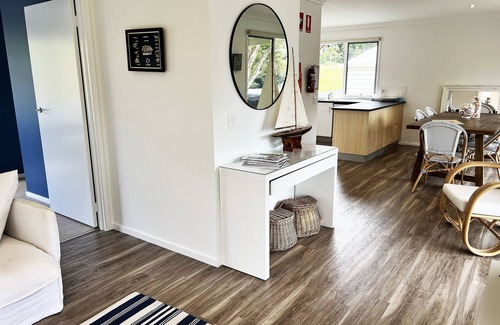 Metung Apartment | McMillans of Metung Coastal Resort