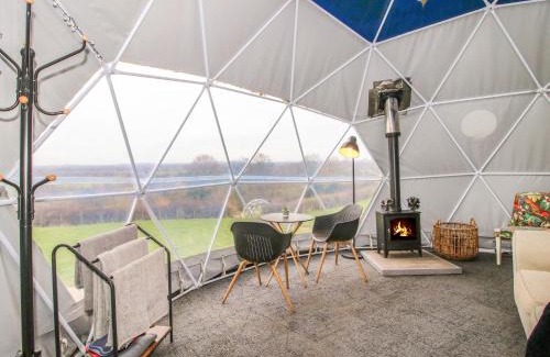 Llanymynech House | Meadow View - Bryn-Mawr Retreat