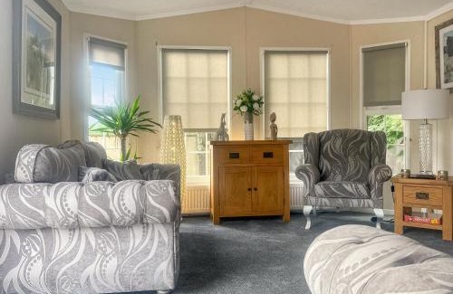 Penllergaer House | Meadows Farm Lodge - Uk47614