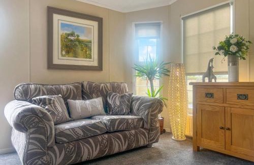 Penllergaer House | Meadows Farm Lodge - Uk47614