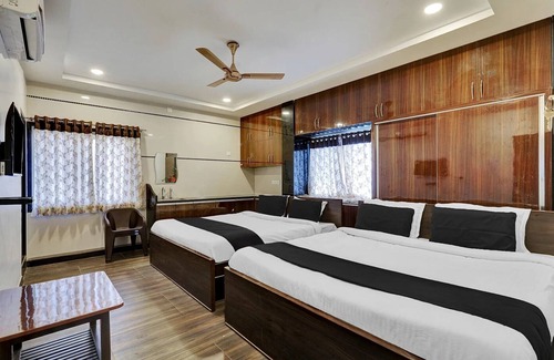 Nellore Hotel | MEDI KONDA GRAND