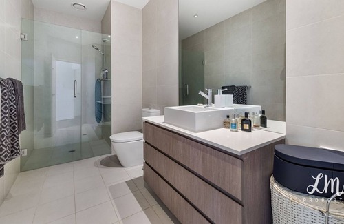 South Wharf Apartment | Mega Style Apartments Convention Centre