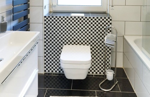 Meinerzhagen House | Meinerzhagen - Schöne Unterkunft mit Kamin