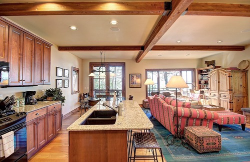 Northwest Montana - Glacier National Park House | Mellow Cove Retreat! Private Dock and Outdoor Kitchen!