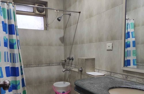 Aligarh Hotel | Melrose Inn by World Choice